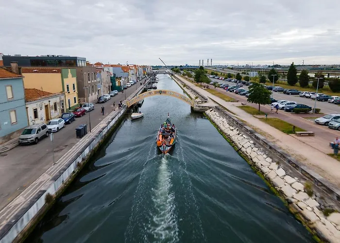 Do Mercado 2* أفيرو